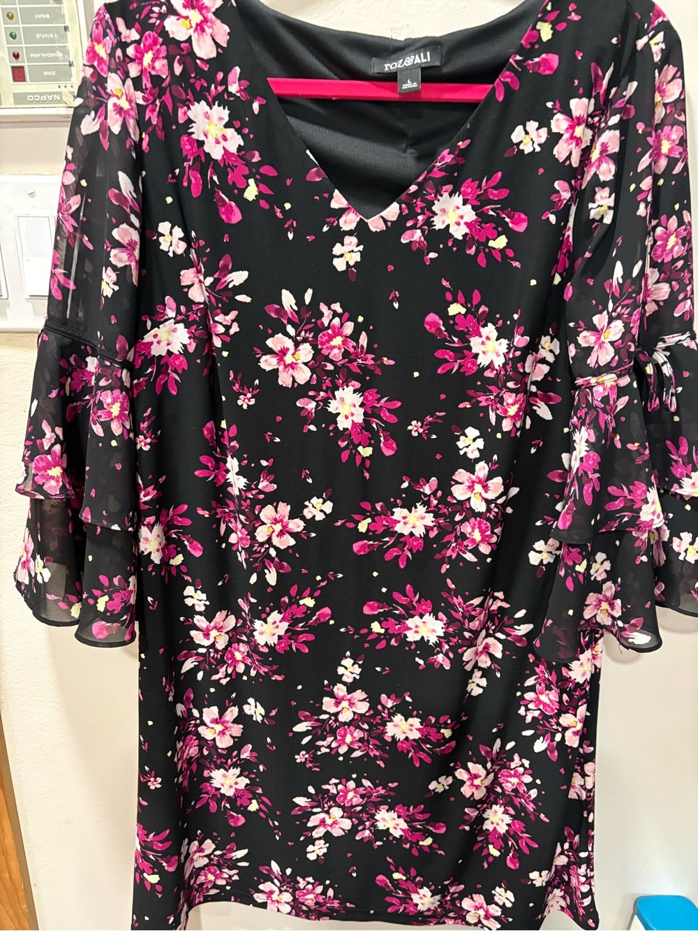 Roz & Ali Black Floral V-Neck Tiered Bell Sleeve Tunic - Pink & White Blossoms